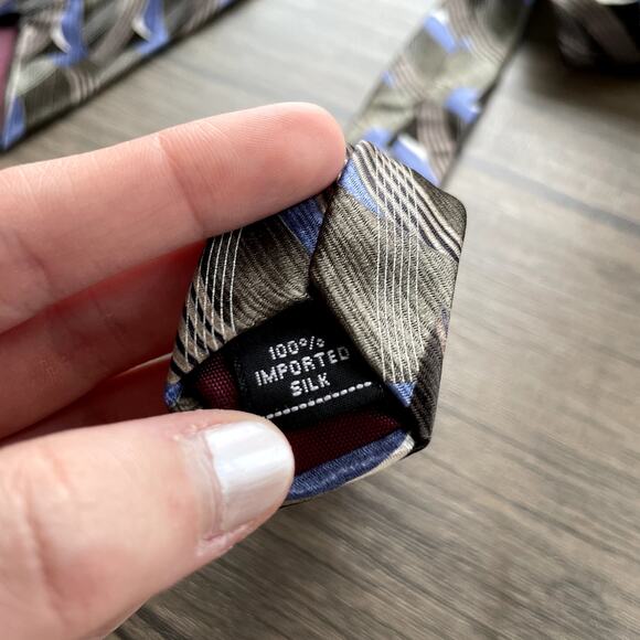 Stafford 100% imported silk gray blue men's tie 4 inch business casual design - Picture 4 of 6